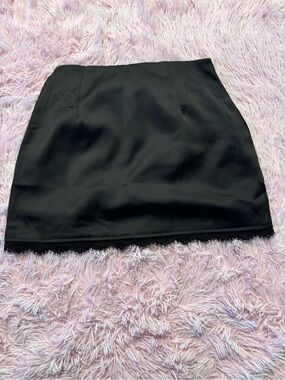 Princess Polly XX 2 Women's Black Mini Skirt with Delicate Lace Hem #8